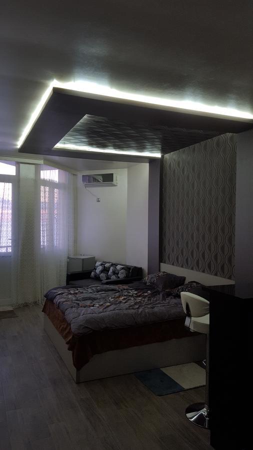 Roini Apartment Batumi Exterior foto